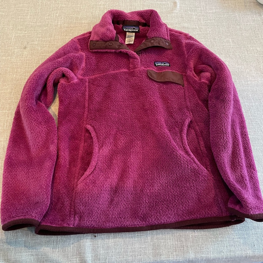 Women’s Patagonia purple quarter snap fleece pullover Xs